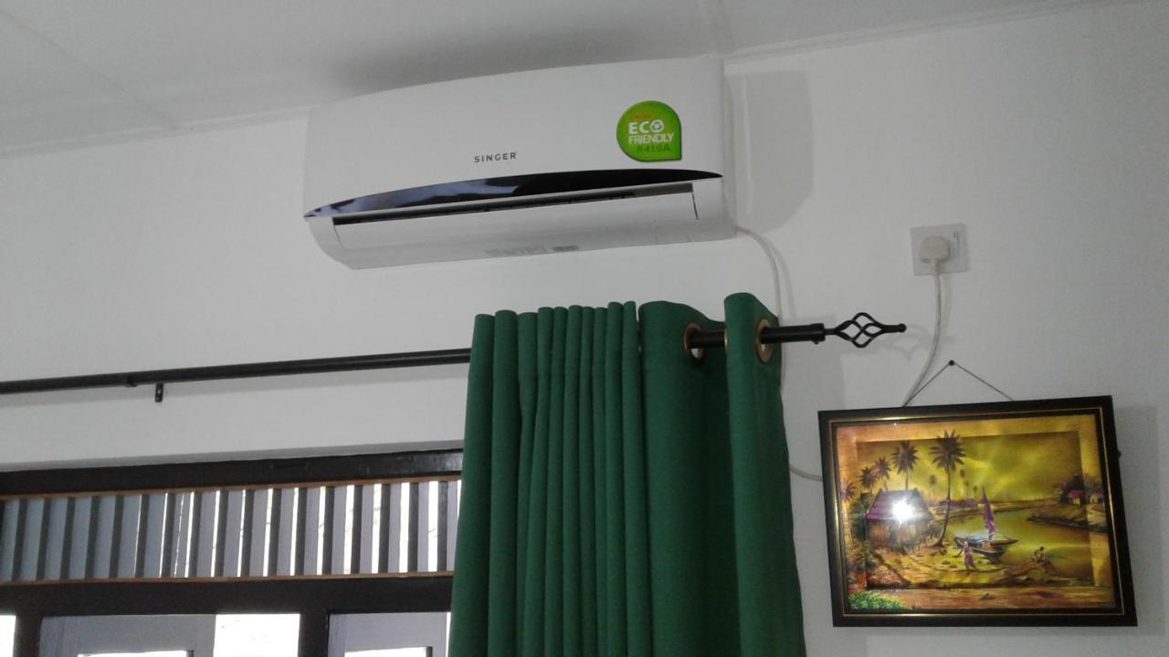 אנוראדפורה Water Front Home Stay And Resort מראה חיצוני תמונה